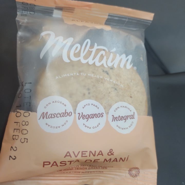 photo of Meltaím Alfajor De Avena Y Pasta De Maní shared by @pablofede on  11 Dec 2021 - review