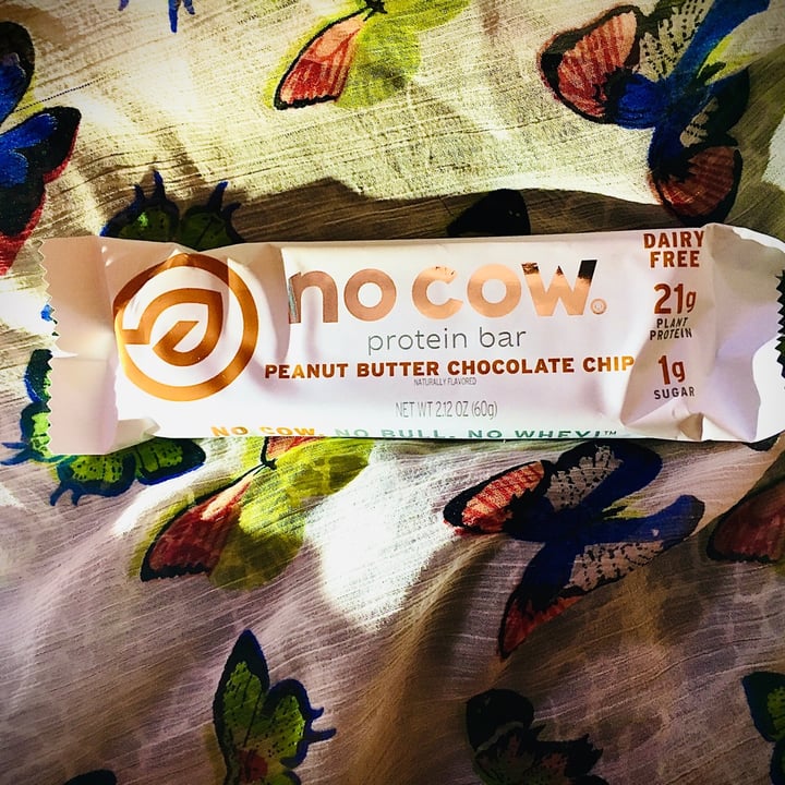 photo of No Cow Peanut Butter Chocolate Chip Bar shared by @maisietheblindhen on  11 Oct 2020 - review
