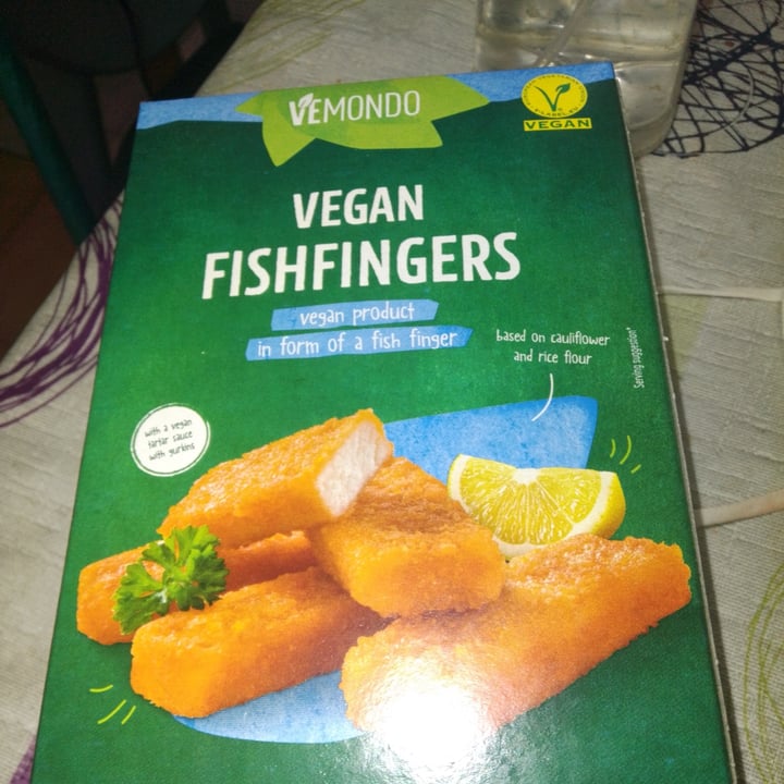 photo of Vemondo Vegan fishfingers shared by @sofixmartin on  31 Jul 2021 - review