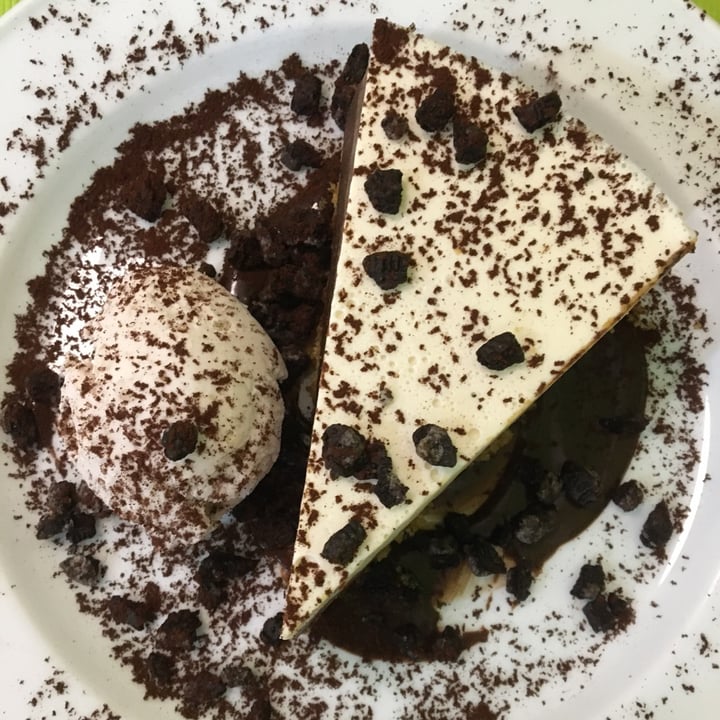 review photo of Ecovegan Happy Tarta de 3 chocolates shared by @andy11 on 03 Oct 2020 - review