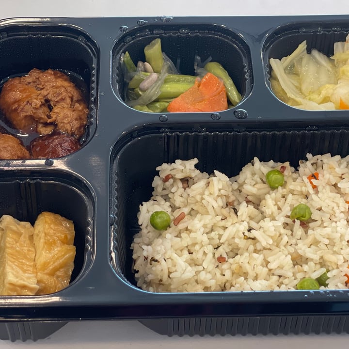 photo of LPH Catering Vegan Bento Set 7 shared by @greenbovine on  03 May 2021 - review