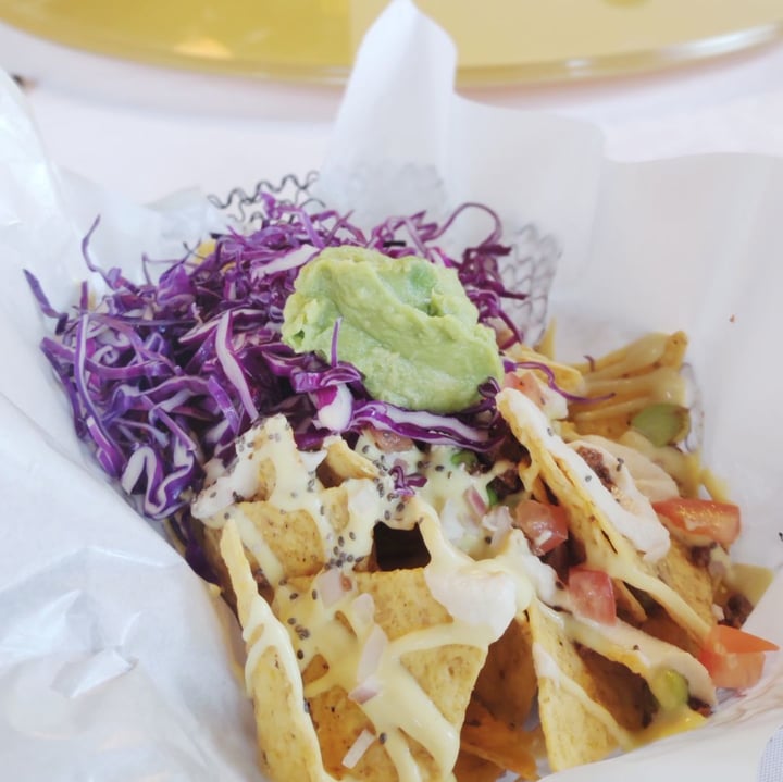 photo of Well Dressed Salad Bar Smokey Nachos and Guacamole shared by @simhazel on  07 Aug 2019 - review
