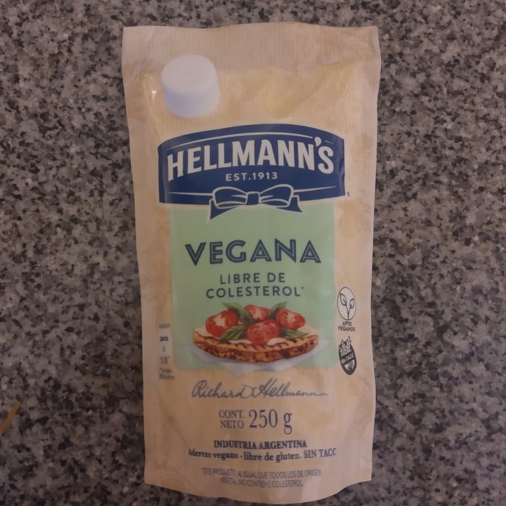 photo of Hellmann’s Hellman’s Vegan Mayonnaise shared by @melulu on  07 May 2021 - review