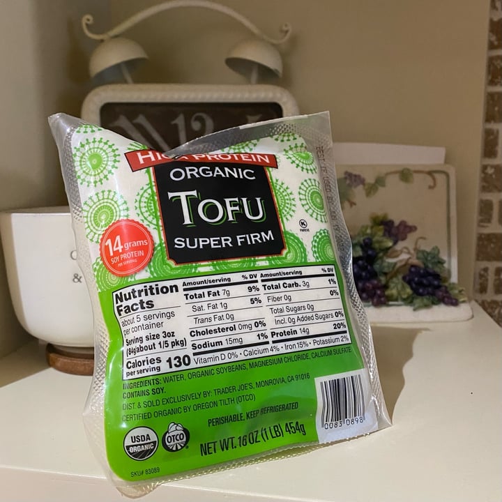 photo of Trader Joe's High Protein Organic Super Firm Tofu shared by @yarilovezzucchini on  19 May 2022 - review