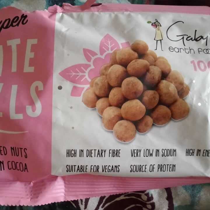 review photo of Gaby’s Earth Foods Super Date Balls (with mixed nuts covered in cocoa) shared by @brinechild on 16 Apr 2022 - review