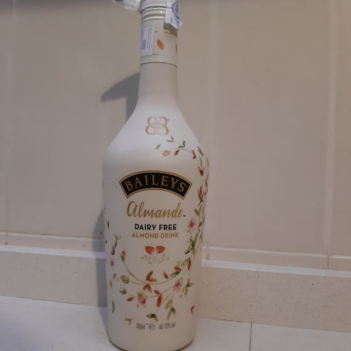 review photo of Baileys Almond Baileys shared by @andreusky on 11 Apr 2020 - review