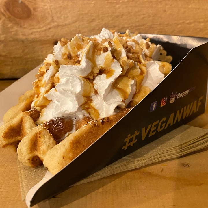 photo of Veganwaf' Belgian waffle shared by @sweetveganbat on  31 Mar 2022 - review