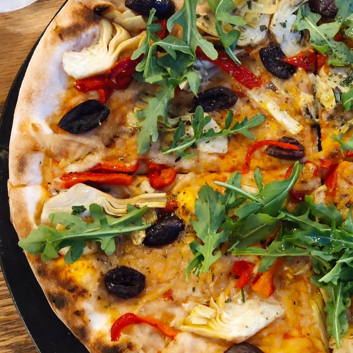 photo of Doppio Zero The Vegiterranean Pizza shared by @anxietea on  06 Apr 2021 - review