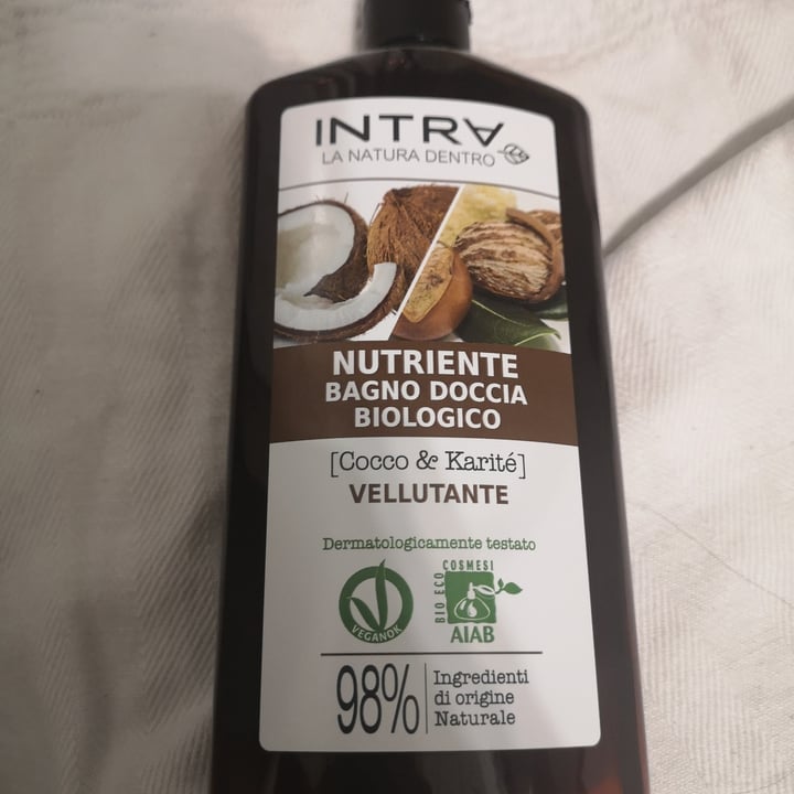 photo of Intra Natural Bagno Doccia Biologico Nutriente Cocco & Karitè shared by @taende on  13 Sep 2022 - review