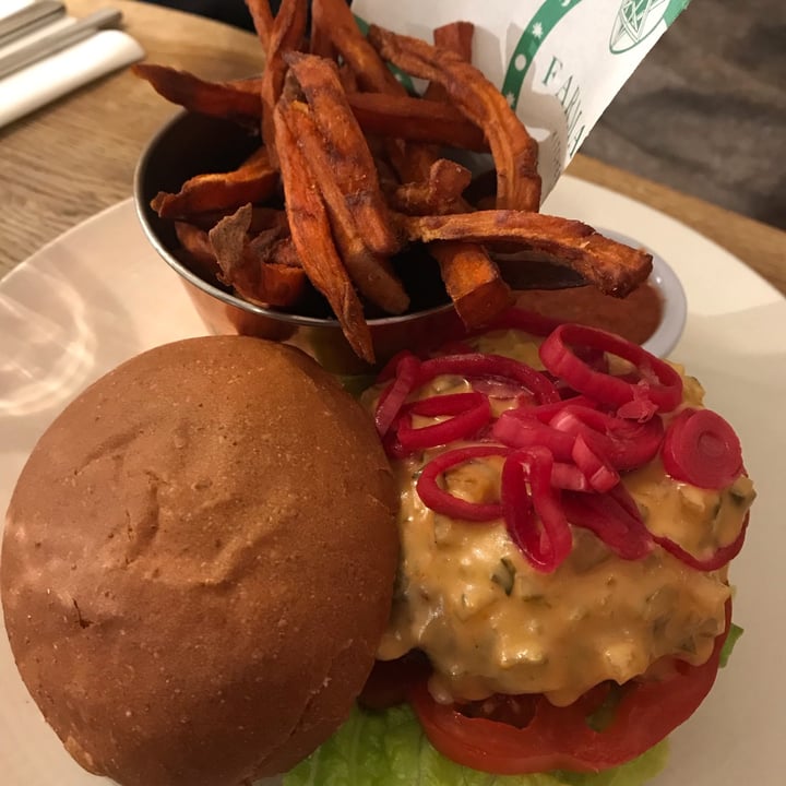 photo of Farmacy Got no beef burger shared by @avsimona on  17 Mar 2022 - review