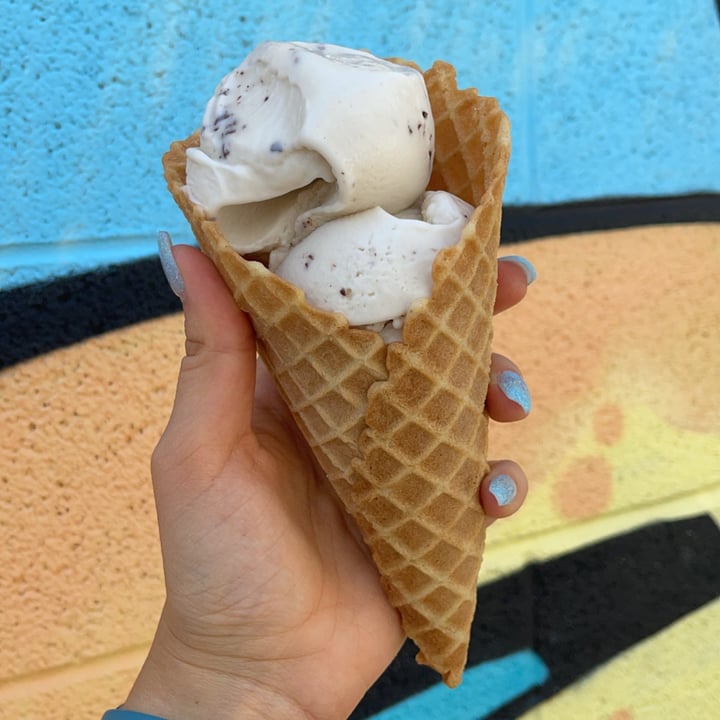 photo of Crepe and Spoon Mint Chip Ice Cream shared by @jamiewoodrum on  15 Jul 2021 - review