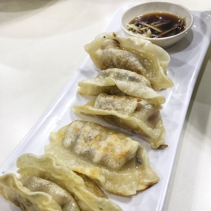 photo of Sunnychoice Vegetable Dumplings shared by @alytevasin7 on  05 Sep 2021 - review