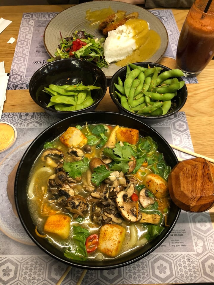 photo of Wagamama Kare burosu ramen shared by @mateopadilla on  09 Mar 2019 - review