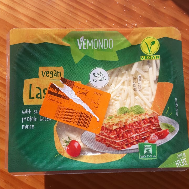 review photo of Vemondo Lasagne vegana shared by @bernardorebelo on 31 Dec 2021 - review