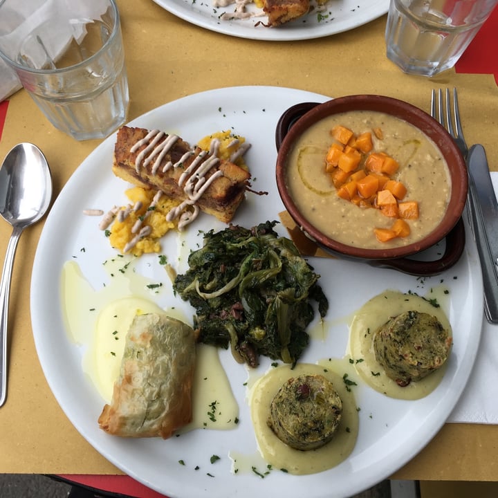review photo of L' Angolo Cottura Trattoria Roma Piattone Vegan shared by @bess on 22 Nov 2021 - review