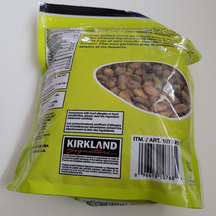 photo of Kirkland Signature Shelled Pistachios shared by @martyna89 on  30 Mar 2022 - review