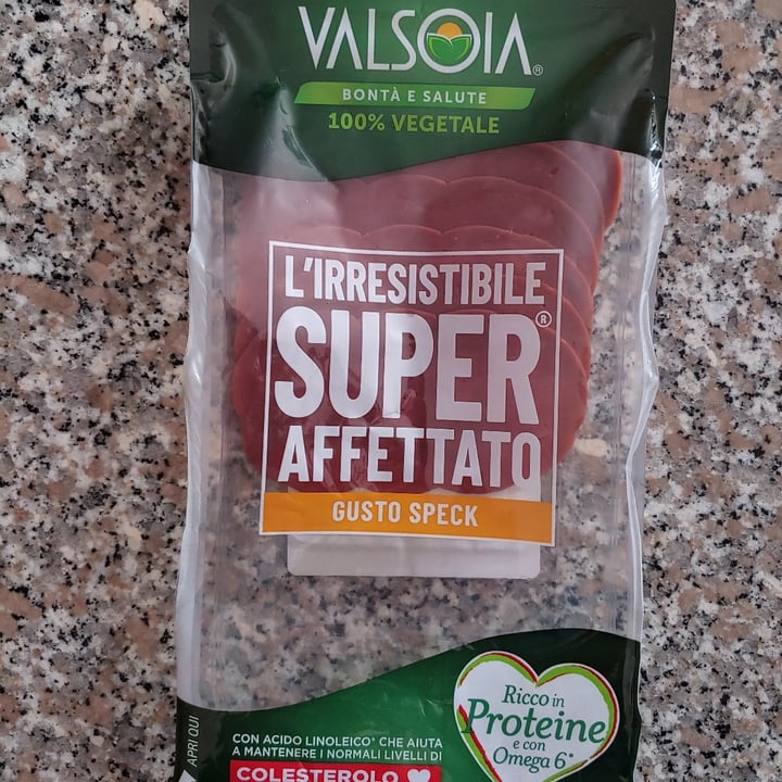 photo of Valsoia L’irresistibile super affettato Gusto speck shared by @elires on  27 Sep 2022 - review