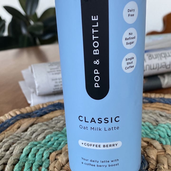 photo of Pop & Bottle Classic Oat Milk Latte + Coffee Berry shared by @nathlena19 on  12 Feb 2022 - review