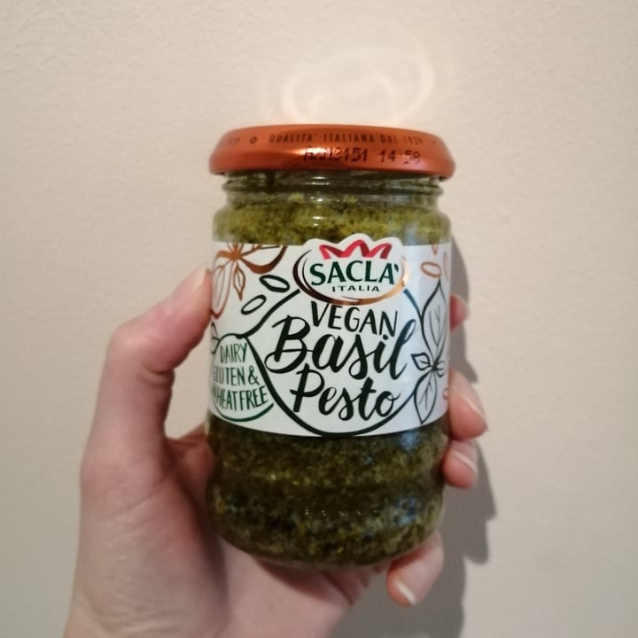 photo of Sacla' Vegan Basil Pesto shared by @prodie on  24 May 2020 - review