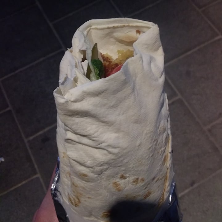 photo of Green Orient Falafel Wrap mit gegrilltem Gemüse shared by @helen05 on  22 Dec 2020 - review