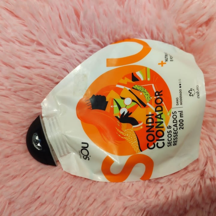 review photo of Natura Condicionador Para Cabelos Secos e Ressecados - Linha Sou shared by @euzelenej on 08 May 2022 - review