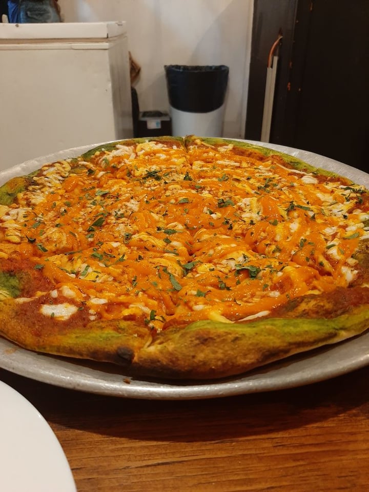 photo of Salvaxe Pizza 4 quesos shared by @valemg on  24 Mar 2020 - review