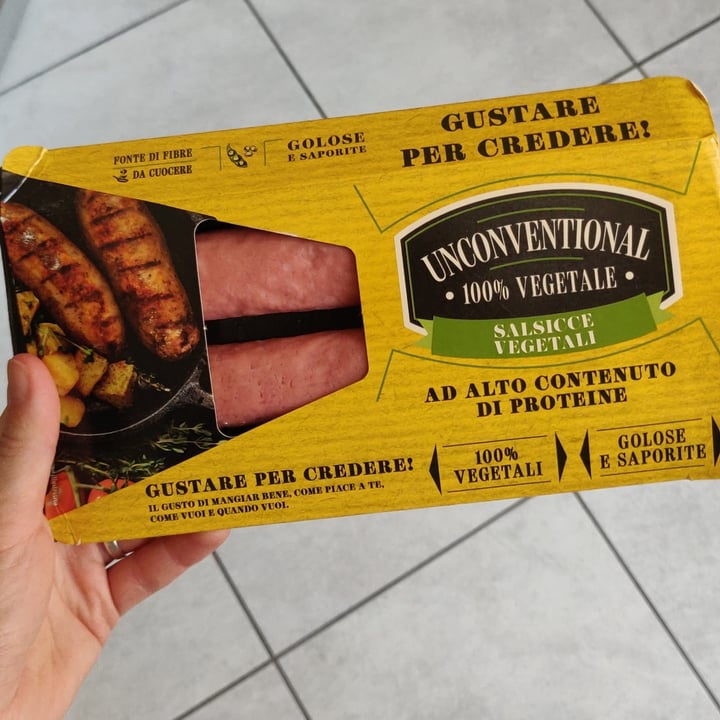 photo of Unconventional Salsicce Vegetali - Sausages shared by @lerbaccia on  02 Jun 2022 - review