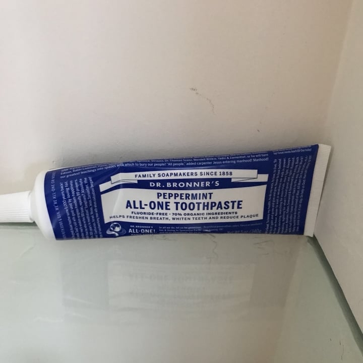 review photo of Dr. Bronner's Peppermint Toothpaste shared by @jesshope on 20 Nov 2019 - review
