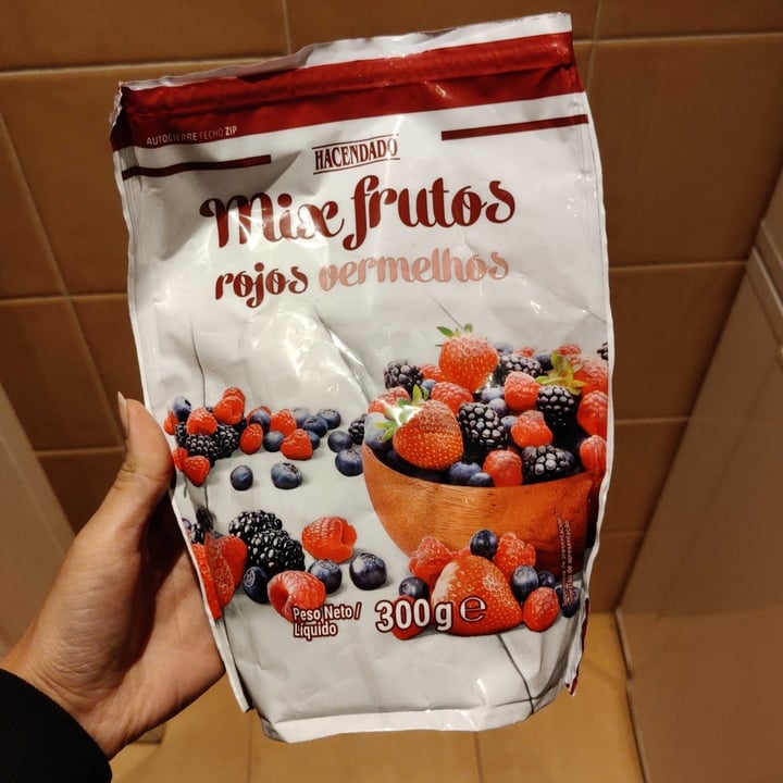 photo of Hacendado Frutos rojos shared by @verolero on  10 Dec 2021 - review