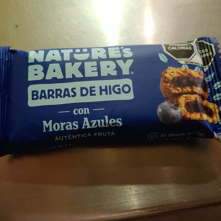 photo of Nature's Bakery fig bar blueberry shared by @vianney on  10 Dec 2022 - review