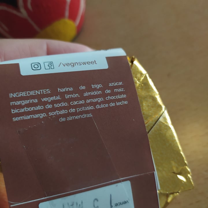 review photo of Veg N' Sweet Alfajor De Dulce De Leche shared by @benin on 16 Apr 2021 - review