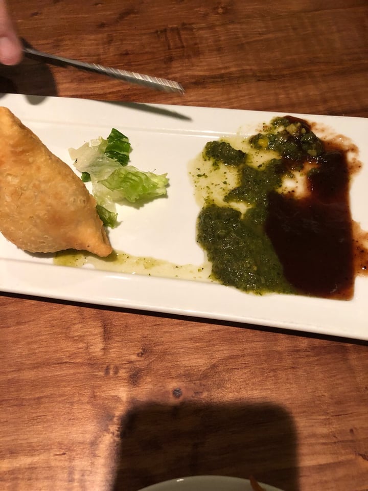 review photo of Zaika Indian Cuisine Onion pakora and vegetable samosa shared by @badassvegangrrl on 25 Aug 2019 - review