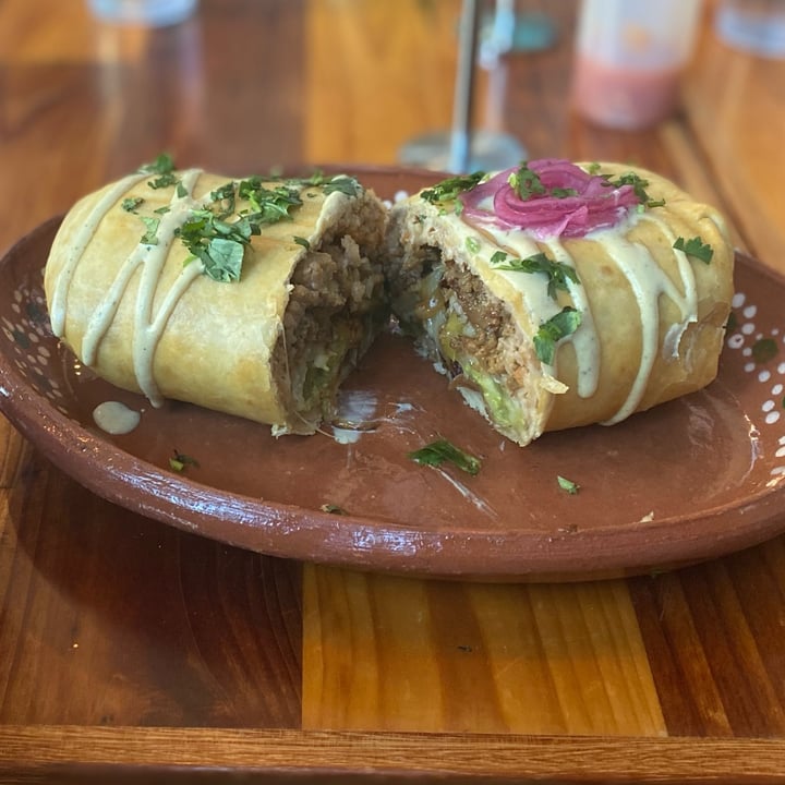 photo of Mis Tacones La Chimi shared by @knorthway on  24 May 2022 - review