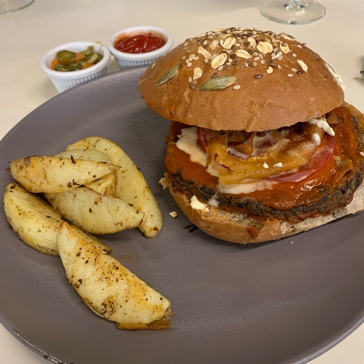 photo of Vegan Inc. Miyana Polanco BBQ Burger shared by @nancy on  14 Dec 2020 - review