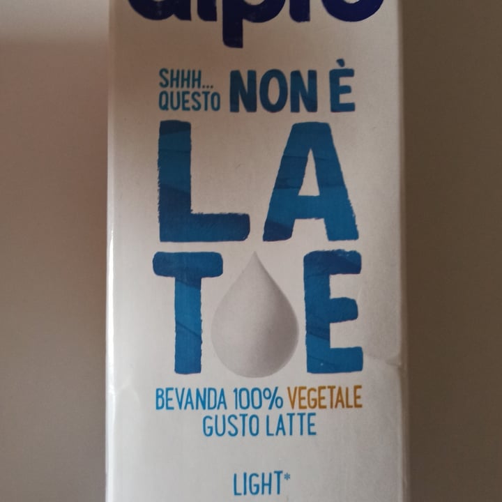 photo of Alpro Shhh...Questo Non è Latte (LIGHT) shared by @silviagastaldi on  17 Aug 2022 - review