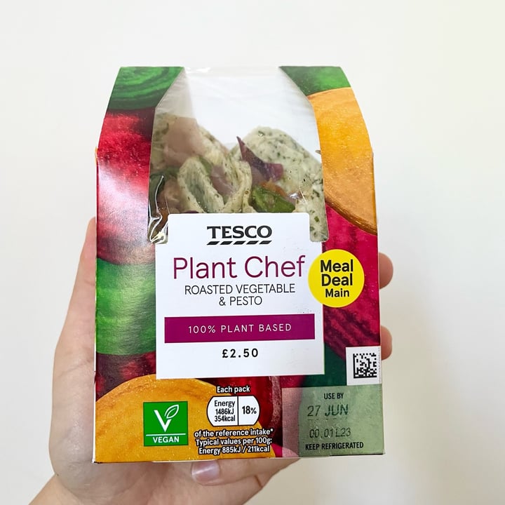 photo of Tesco Plant Chef Roasted vegetable and pesto wrap shared by @appleappleamanda on  17 Jul 2022 - review