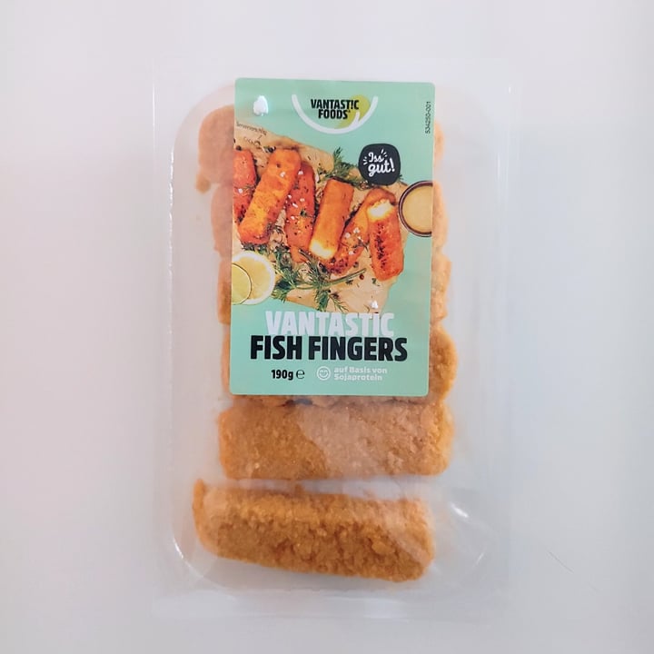 photo of Vantastic Foods Fish Fingers shared by @giusvisions on  16 May 2022 - review