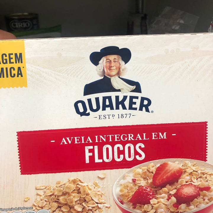 photo of Quaker Aveia Integral em Flocos shared by @flavialira on  09 May 2022 - review