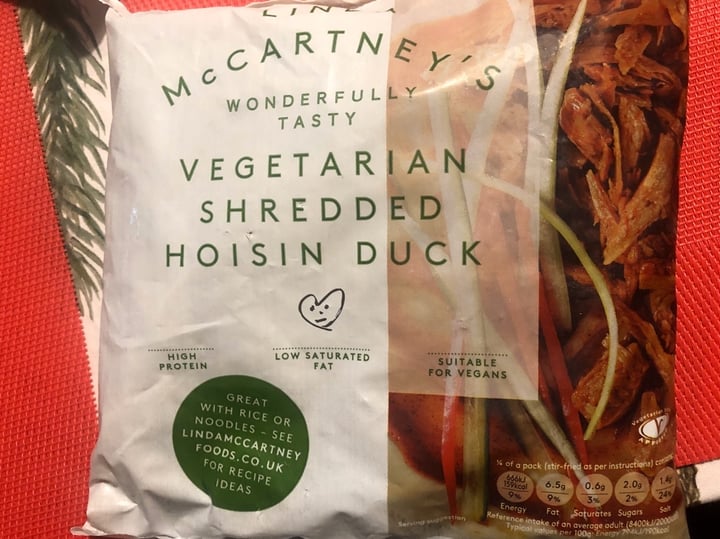 photo of Linda McCartney's Vegetarian Shredded Hoisin Duck shared by @gigio on  25 Dec 2019 - review