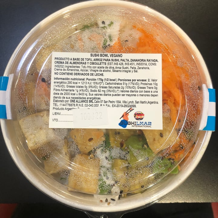 photo of UADE sushi bowl vegano shared by @juliaarena on  16 Aug 2022 - review