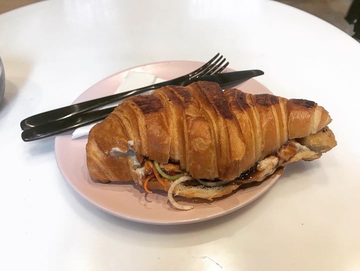 review photo of Weirdoughs (Temporarily Closed) Fried Chicken Croissant shared by @katharinakk on 03 Mar 2020 - review