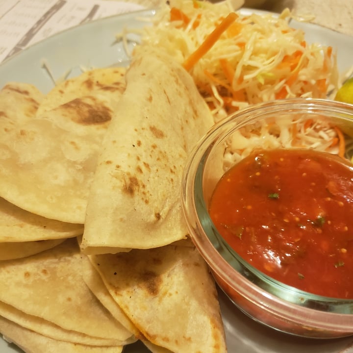 photo of Tacos a Vapor Vegetarianos Tacos De Harina shared by @blankapola on  30 Aug 2020 - review