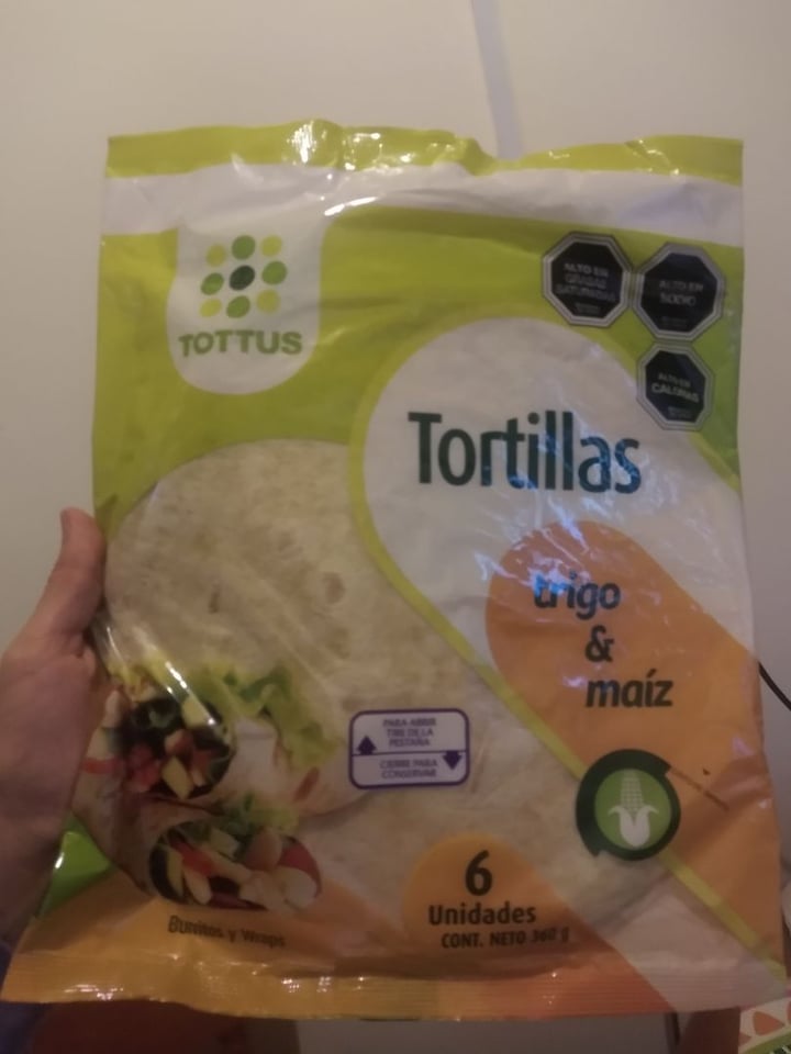 photo of Tottus Tortillas Trigo & Maíz shared by @xxpablitoxx on  13 Apr 2020 - review