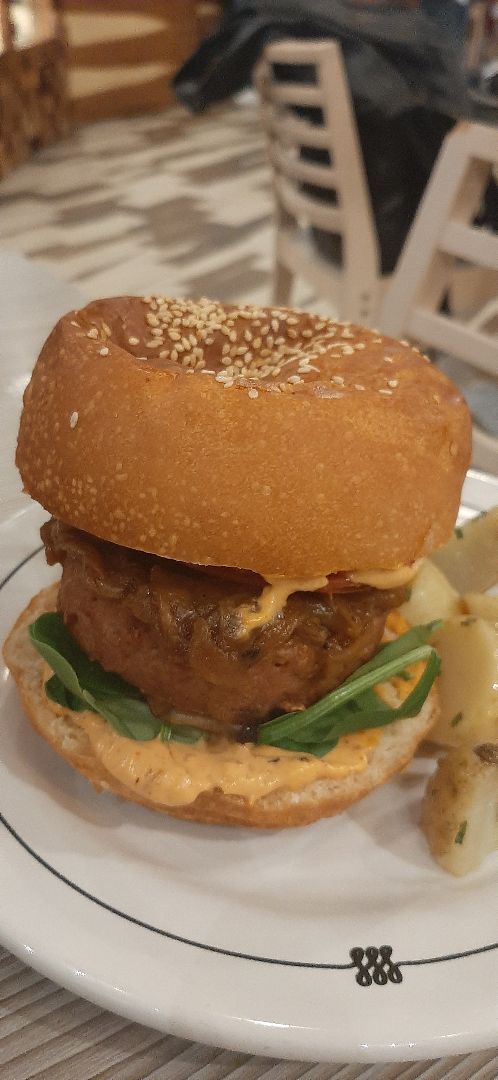 review photo of Panem Paseo La Fe Hamburguesa Vegana shared by @juancarloscoach on 18 Jan 2020 - review