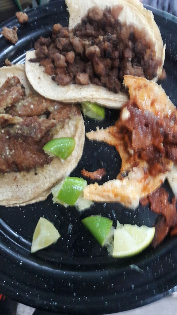 photo of Por Siempre Vegana Taquería Tacos Al Pastor shared by @vianeyleyva on  15 Mar 2020 - review