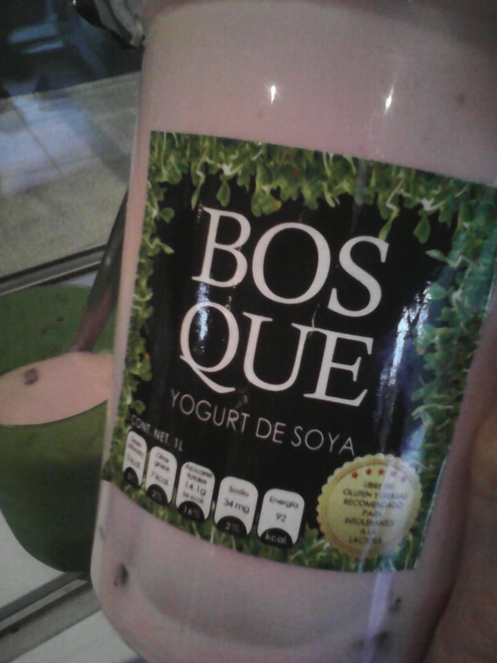 review photo of Bosque Yogurt de soya Frutos rojos shared by @israel1980 on 04 Feb 2021 - review