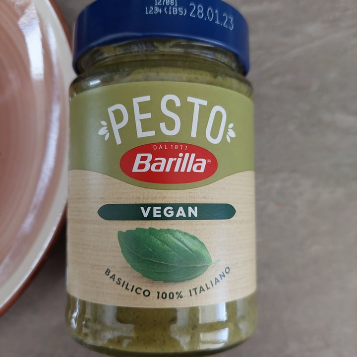photo of Barilla Pesto Basilico Vegan shared by @wikypiky on  20 Apr 2022 - review
