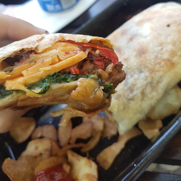 photo of Williamsburg Burger Bar Burrito Beyond shared by @mirianmaza on  06 Dec 2021 - review