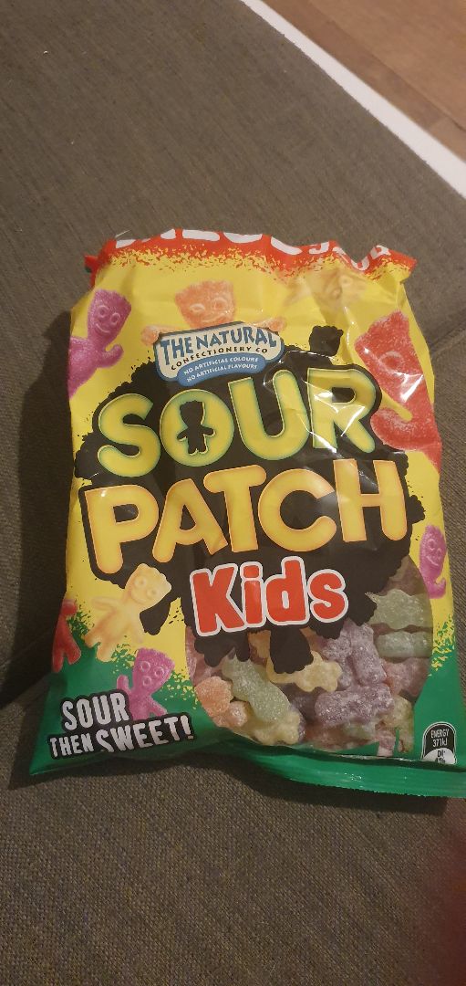 photo of Sour Patch Kids Sour patch kids Soft & chewy candy shared by @ironicminimalist on  17 Aug 2019 - review