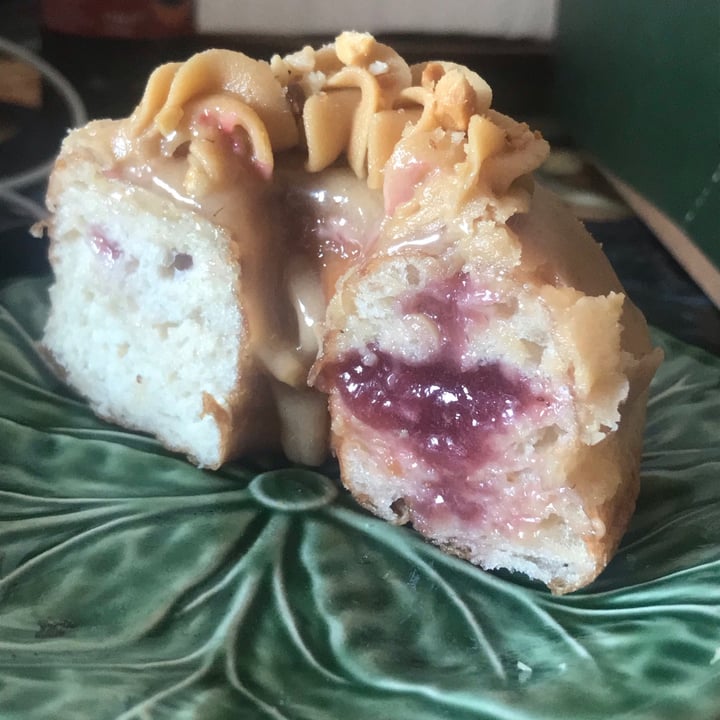 photo of Scoop 'n Dough Peanut Butter & Jelly shared by @trianglewalker on  14 Mar 2021 - review